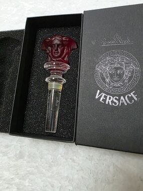 NEW Rosenthal Versace Medusa Red Crystal Bottle Stopper w/ Original Box